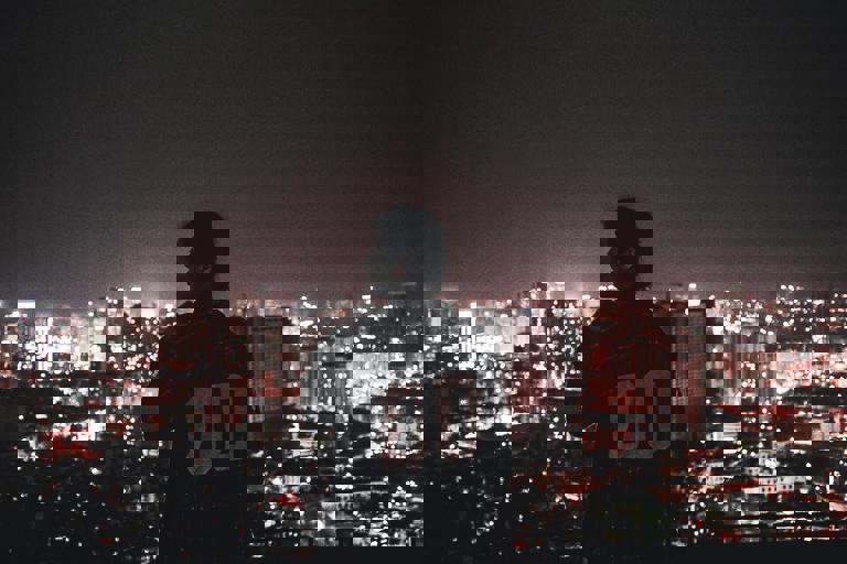 Rooftop Stargazing Event Offers Telescopic Tours of the Summer Skies